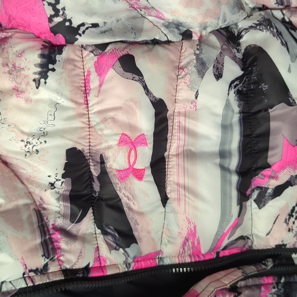 Girls Under Armour coat. YXL